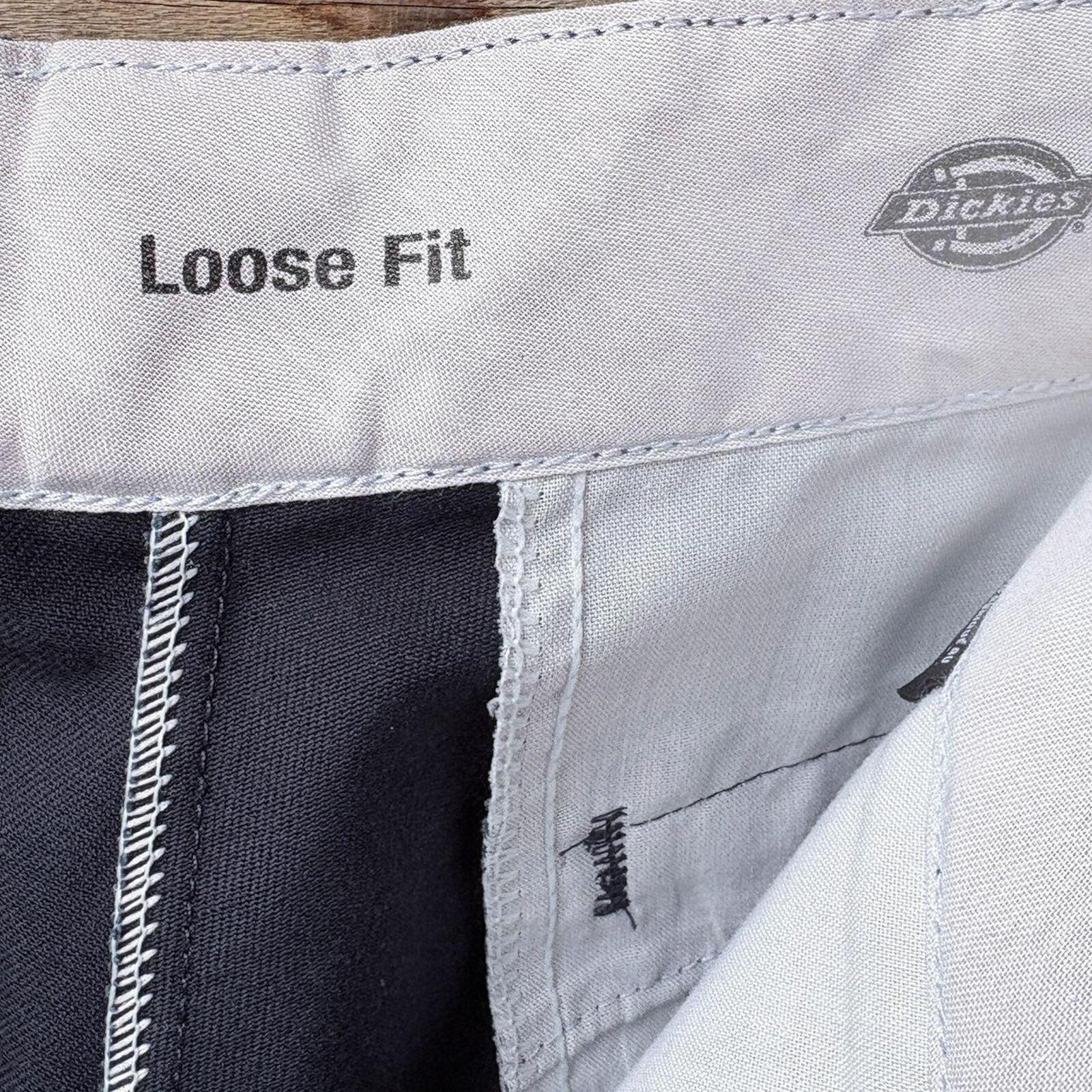 Dickies Loose Fit Work Pants in Navy