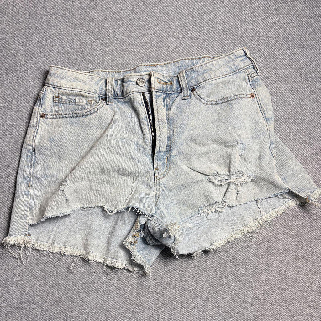 Old Navy Light Wash Distressed Cutoff Denim Shorts Size 8