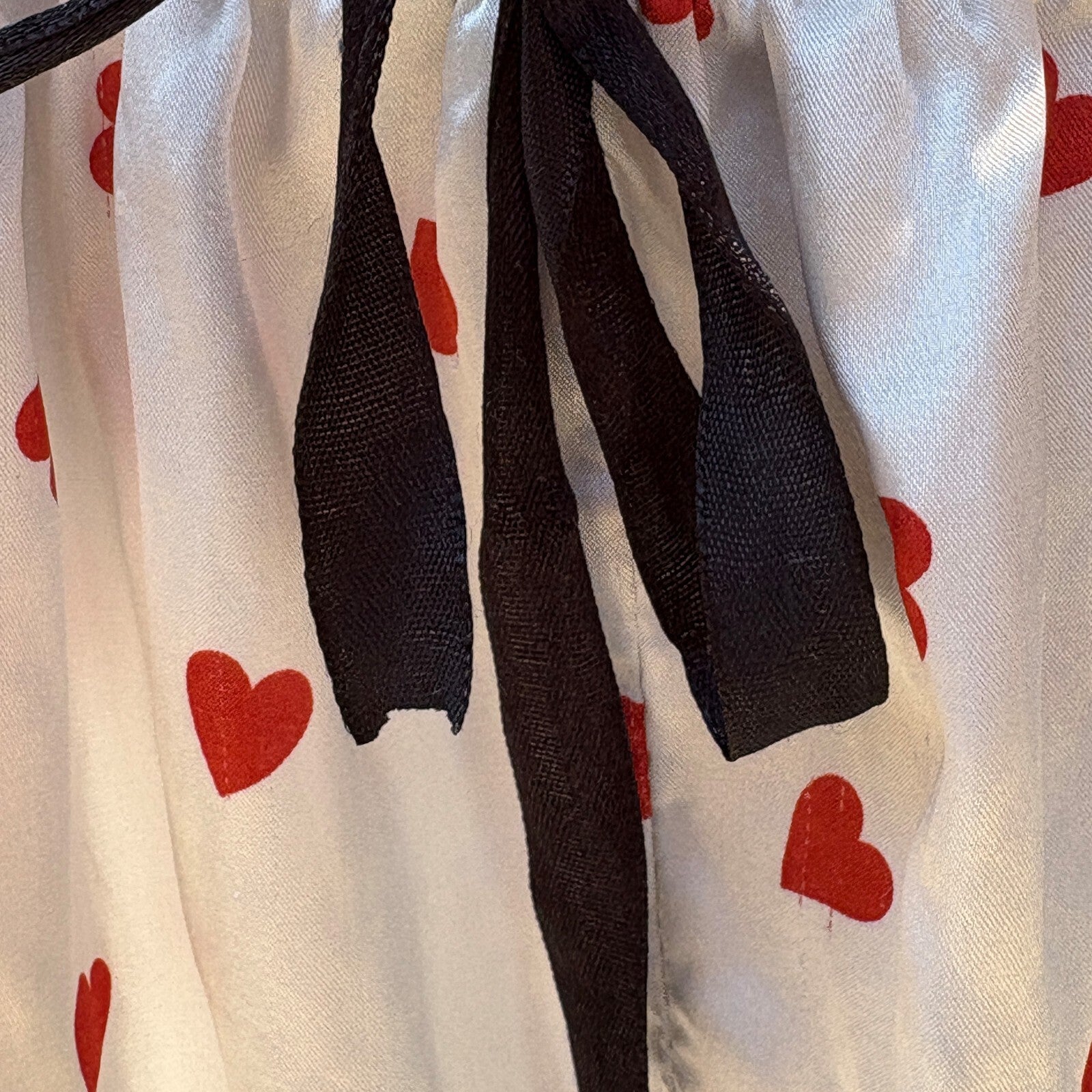 White Satin Heart Print Shorts | S