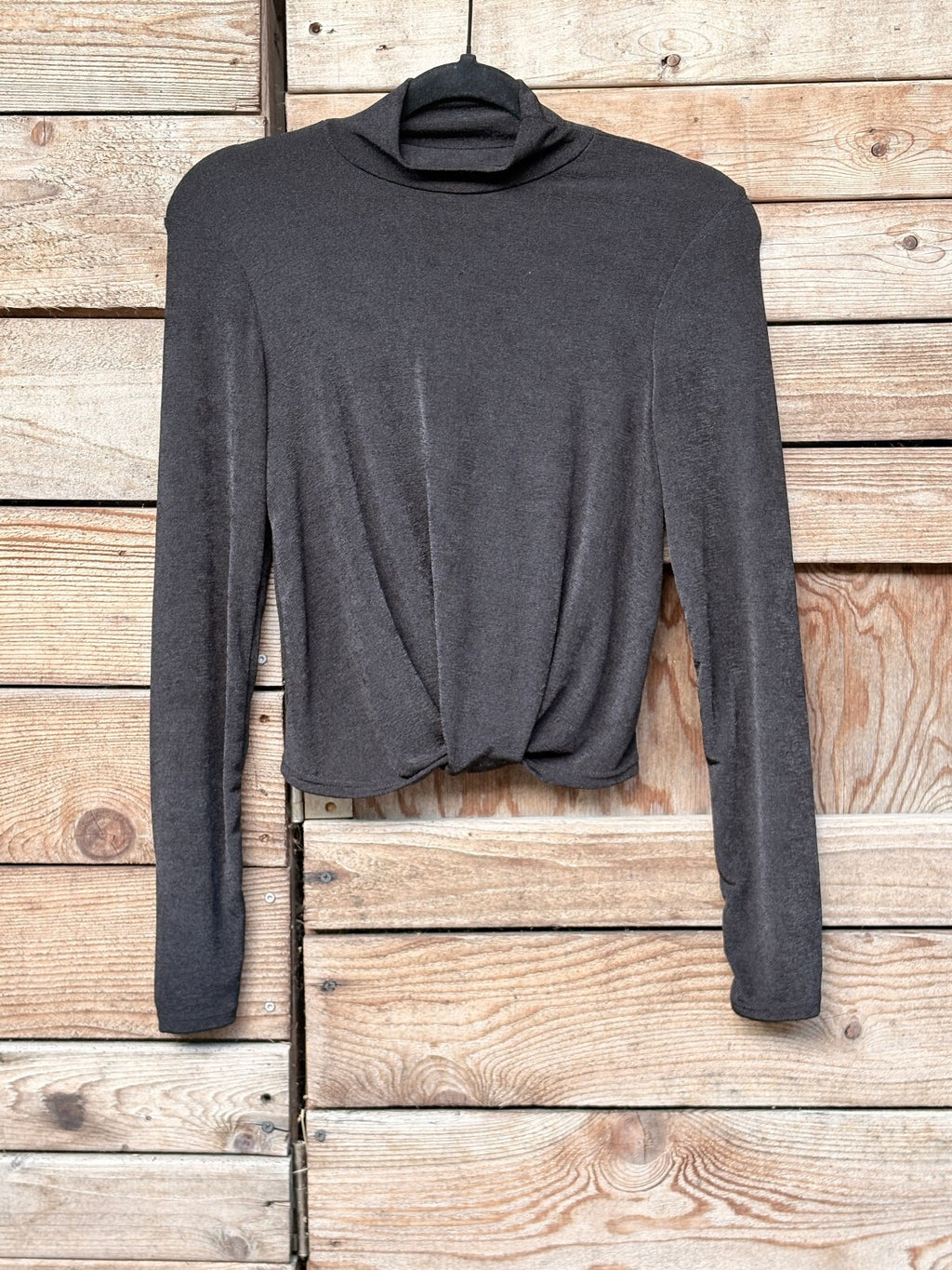 moa moa Long Sleeve Twist Front Top