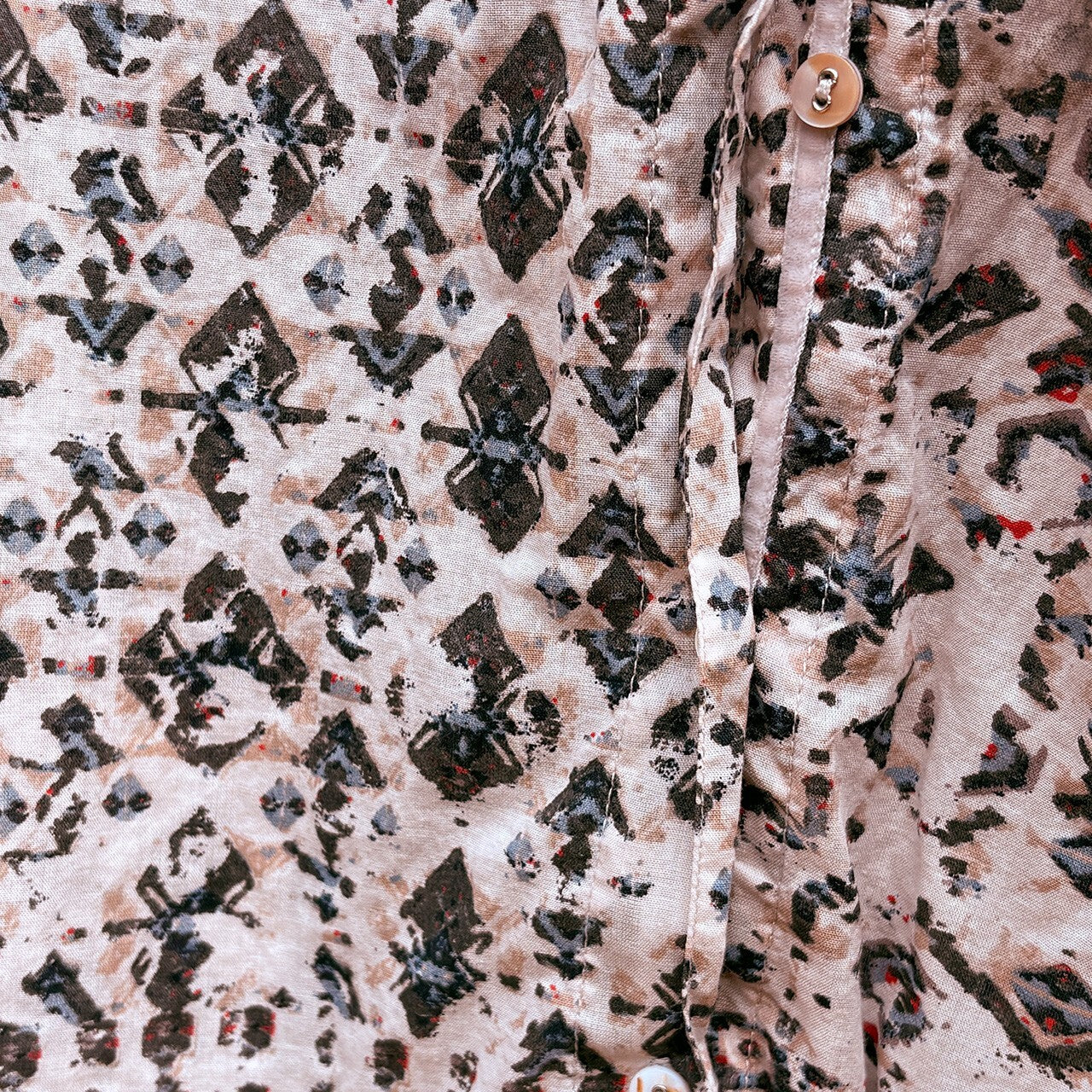 Caffé Marrahcsh Lightweight Patterned Button-Up Shirt
