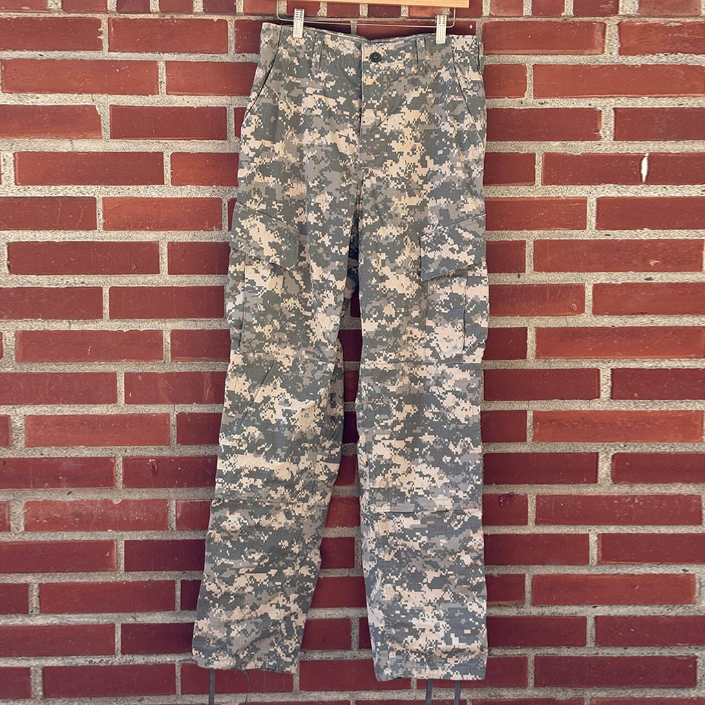 U.S. Army Combat Uniform Trousers Small-Long