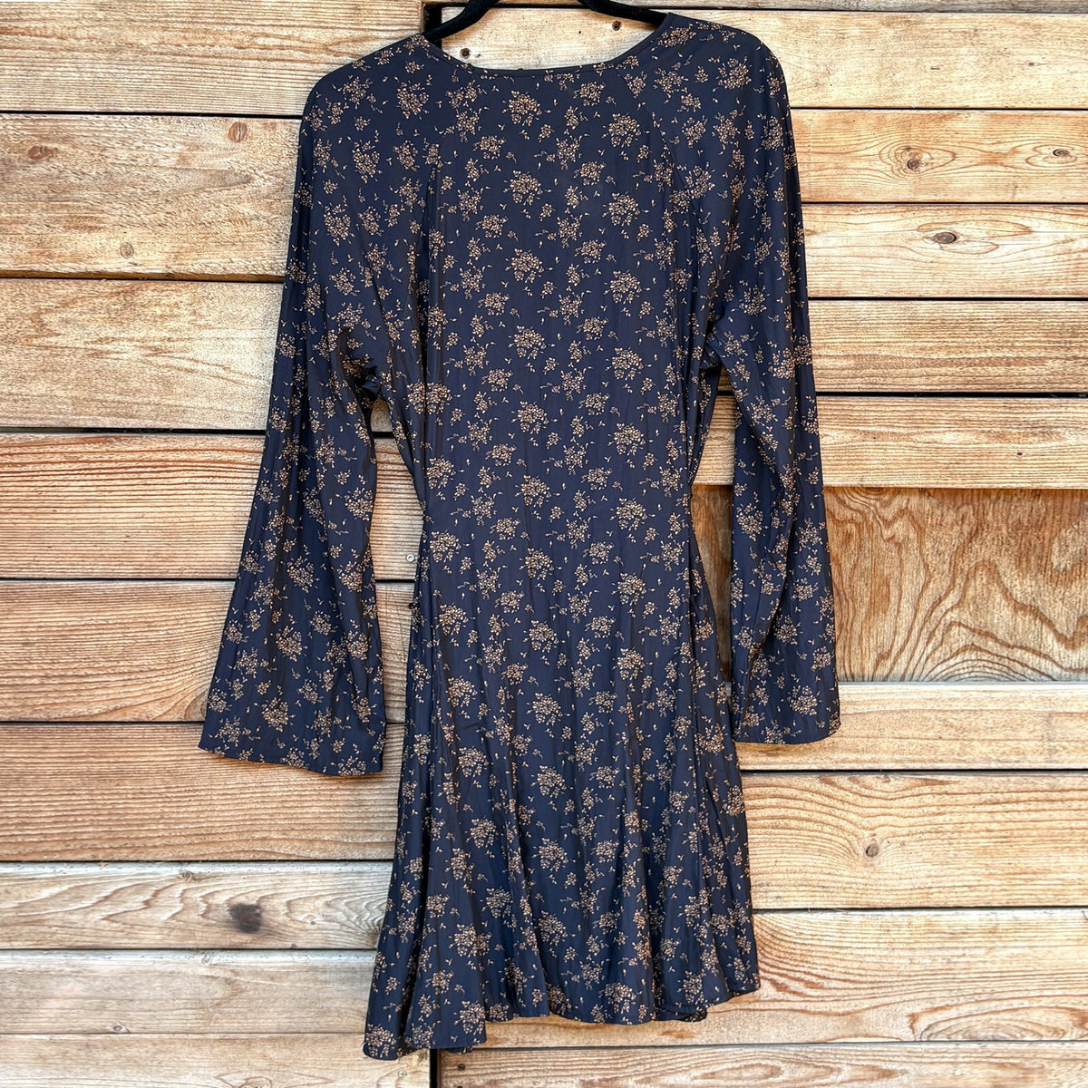 Universal Thread Navy Blue Floral Long Sleeve Dress