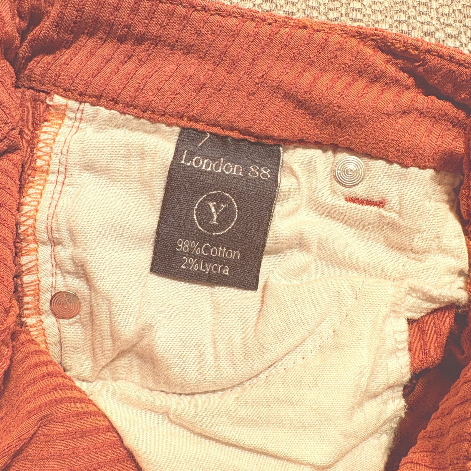London 88 Corduroy Skinny Pants