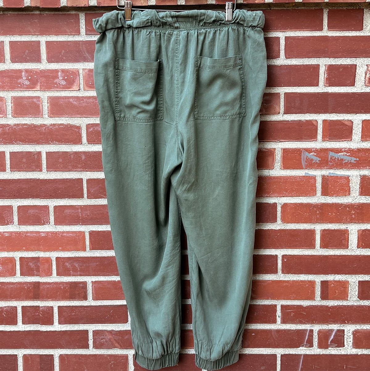 Universal Thread Olive Green Casual Jogger Pants Size L