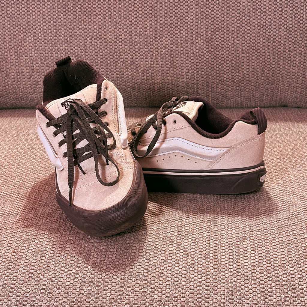 Vans Off The Wall Low Top Suede Sneakers Size 6 US Women