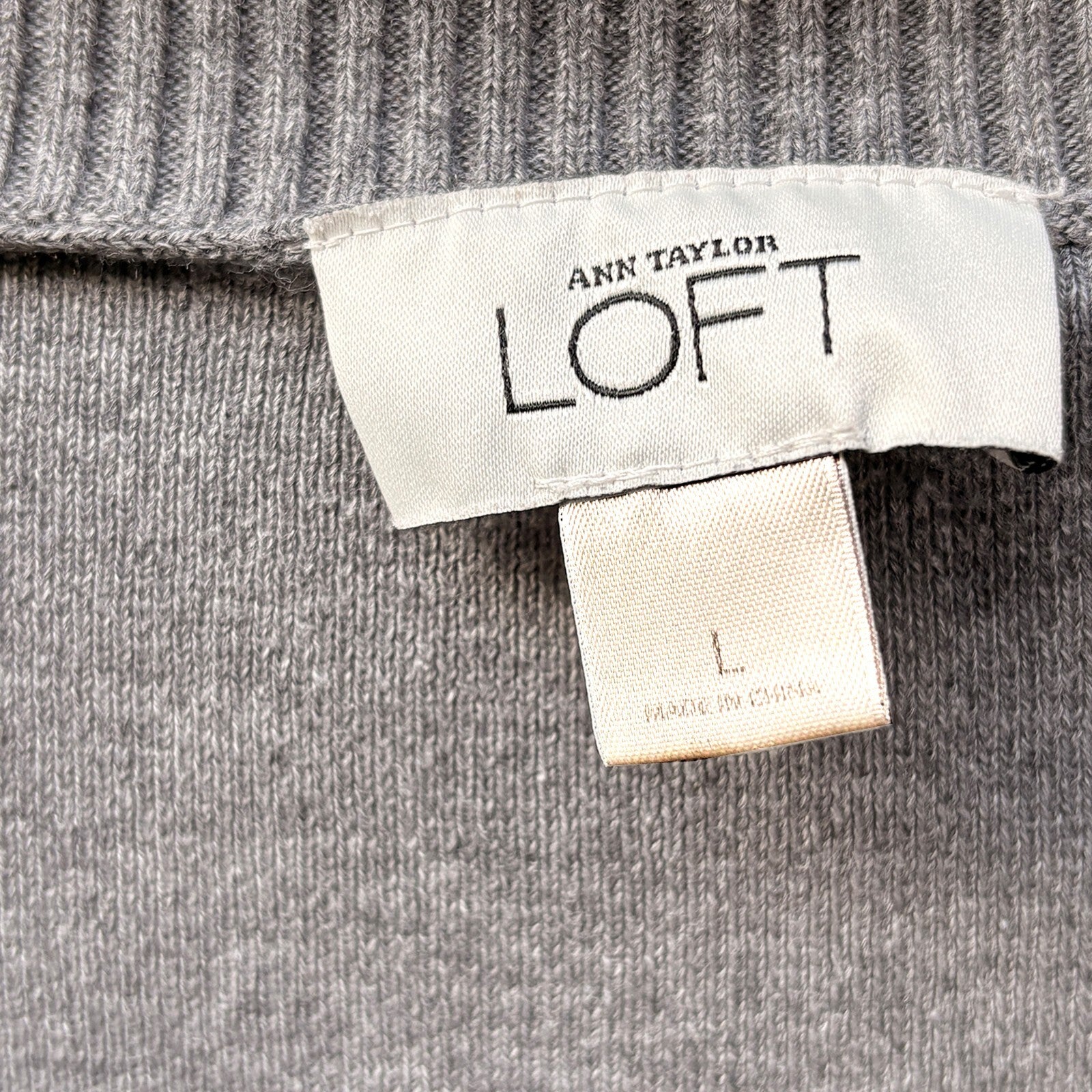 Ann Taylor LOFT Long Sleeve Sweater