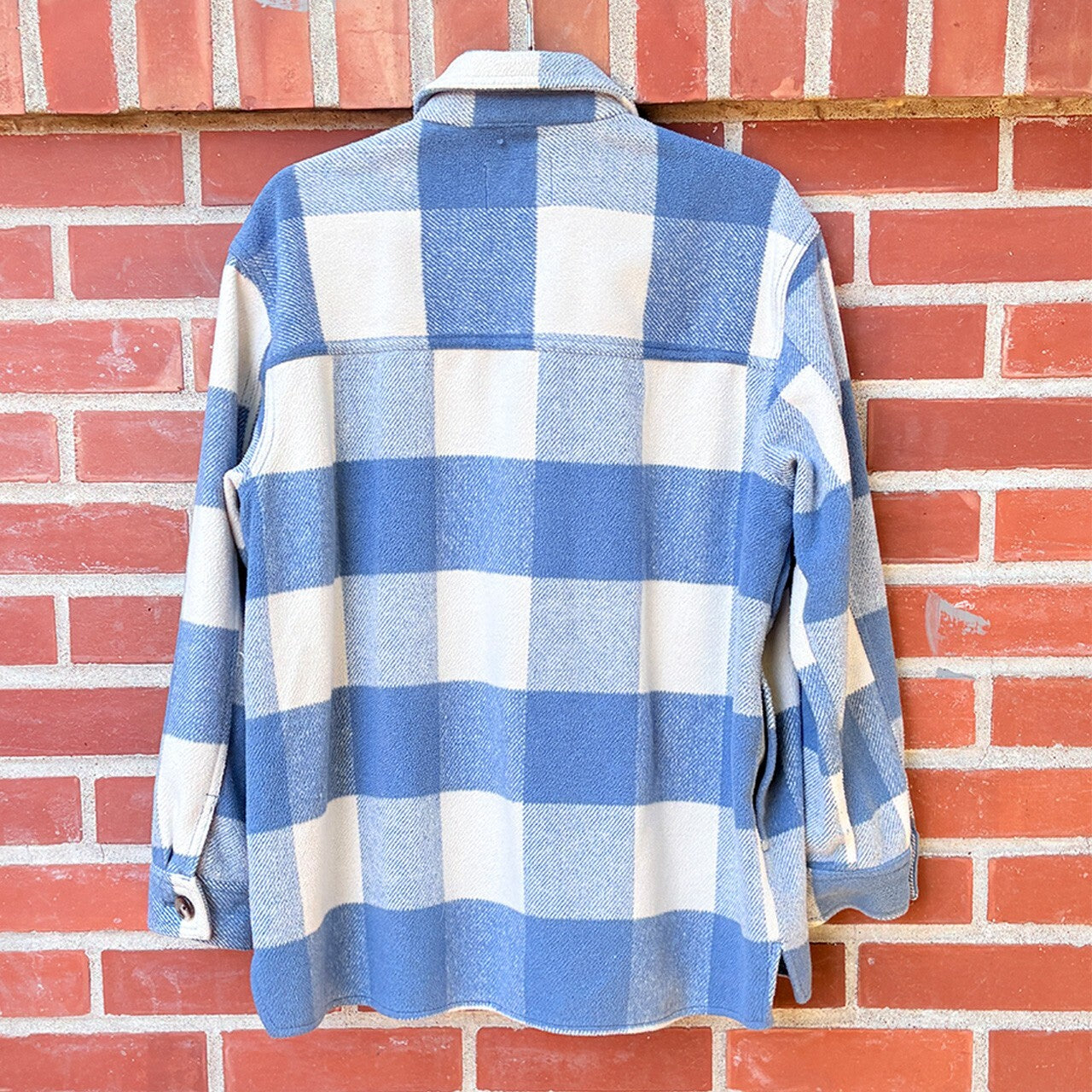 Old Navy Blue and White Plaid Button-Up Shirt Jacket, Size Large