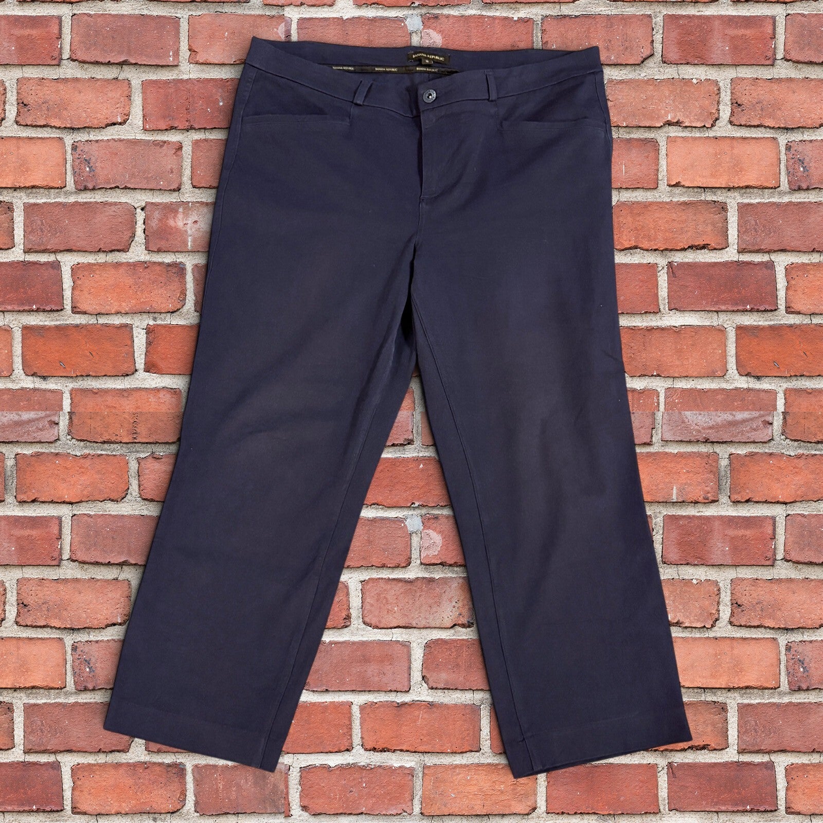 Banana Republic navy cropped pants, size 16