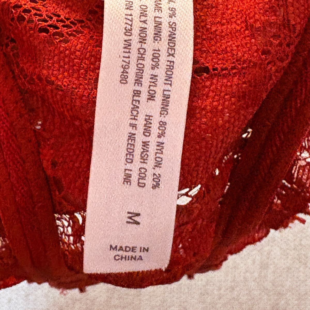 auden Red Lace Strapless Bra Medium