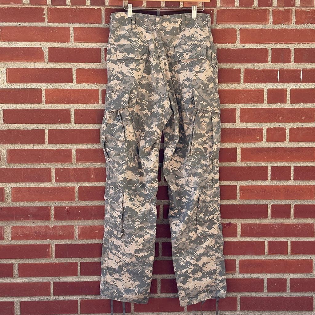 U.S. Army Combat Uniform Trousers Small-Long