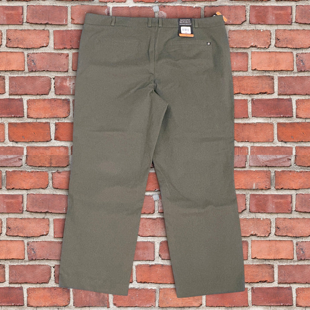 Banana Republic Slim Straight Cropped Pants - Olive Night, Size 16