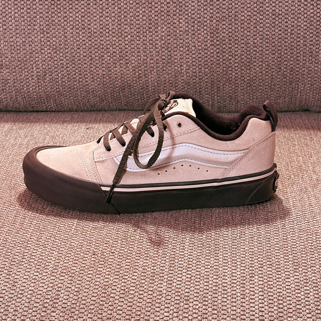 Vans Off The Wall Low Top Suede Sneakers Size 6 US Women