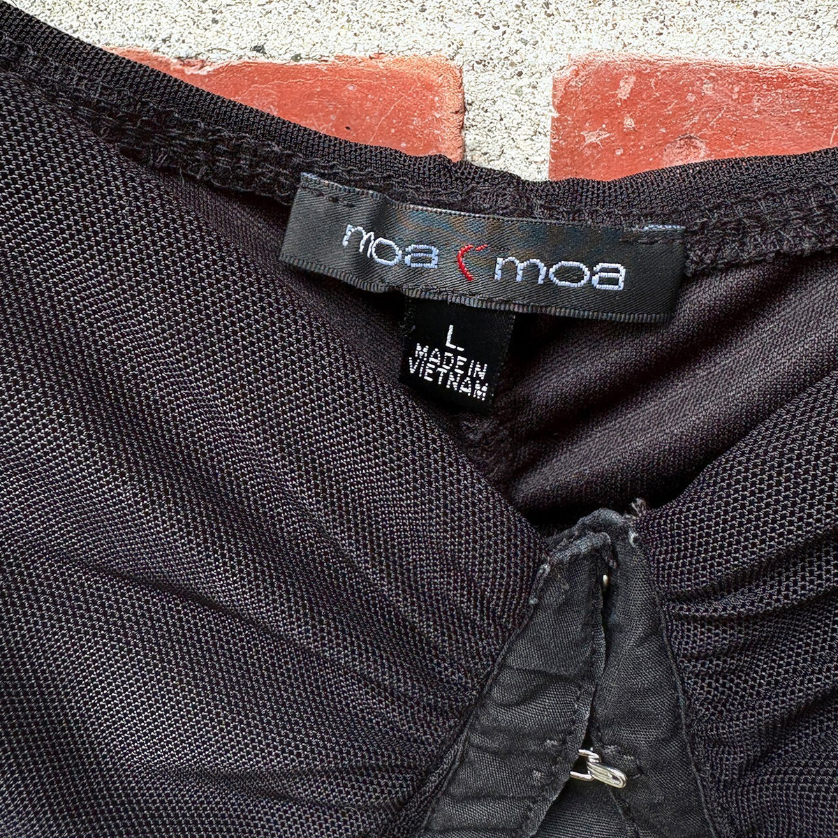 Moa Moa Black Ruched Hook-and-Eye Front Tank Top, Size Large