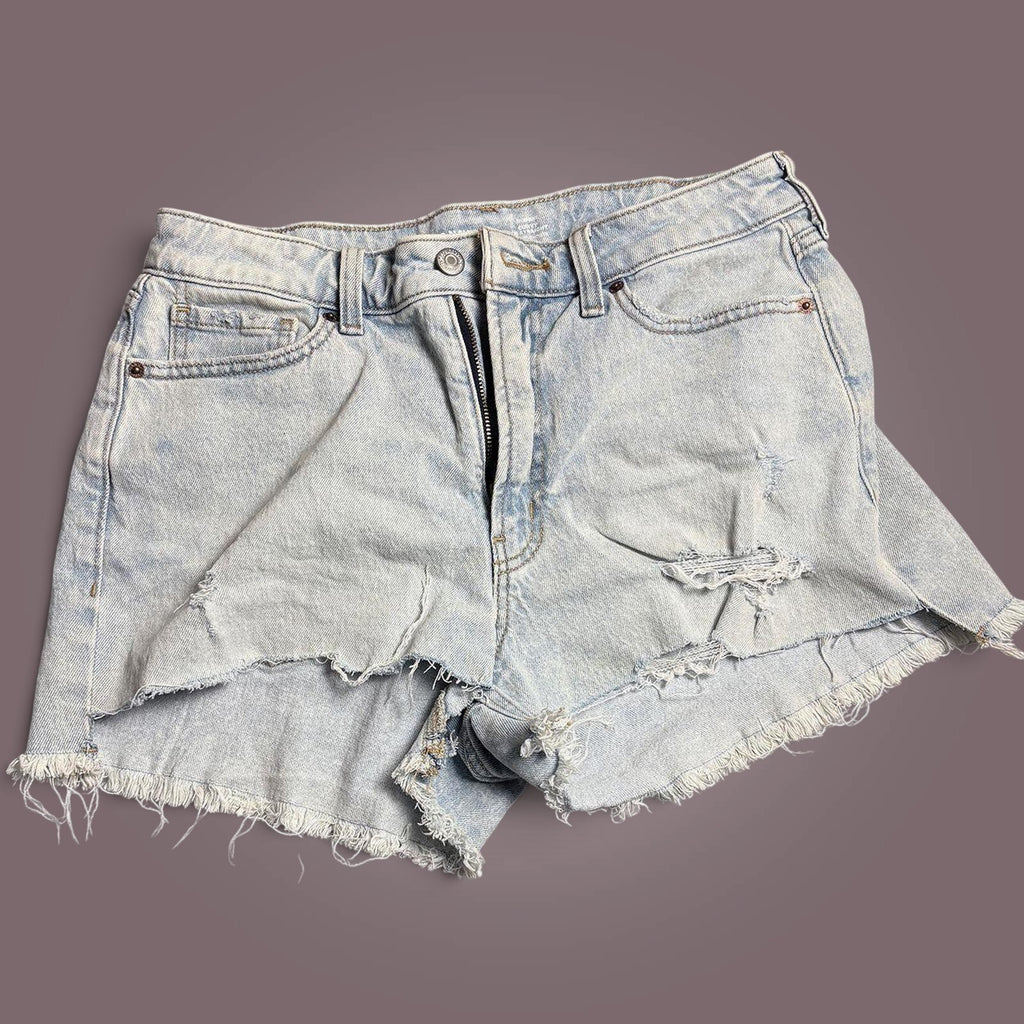 Old Navy Light Wash Distressed Cutoff Denim Shorts Size 8